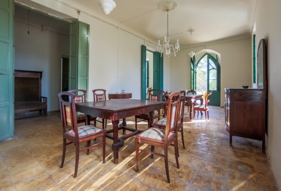 Resale - Villa - Alicante - Center