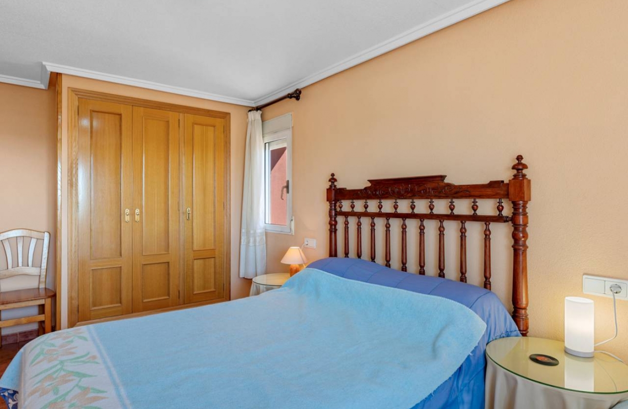 Resale - Finca / Country Property - Los Montesinos