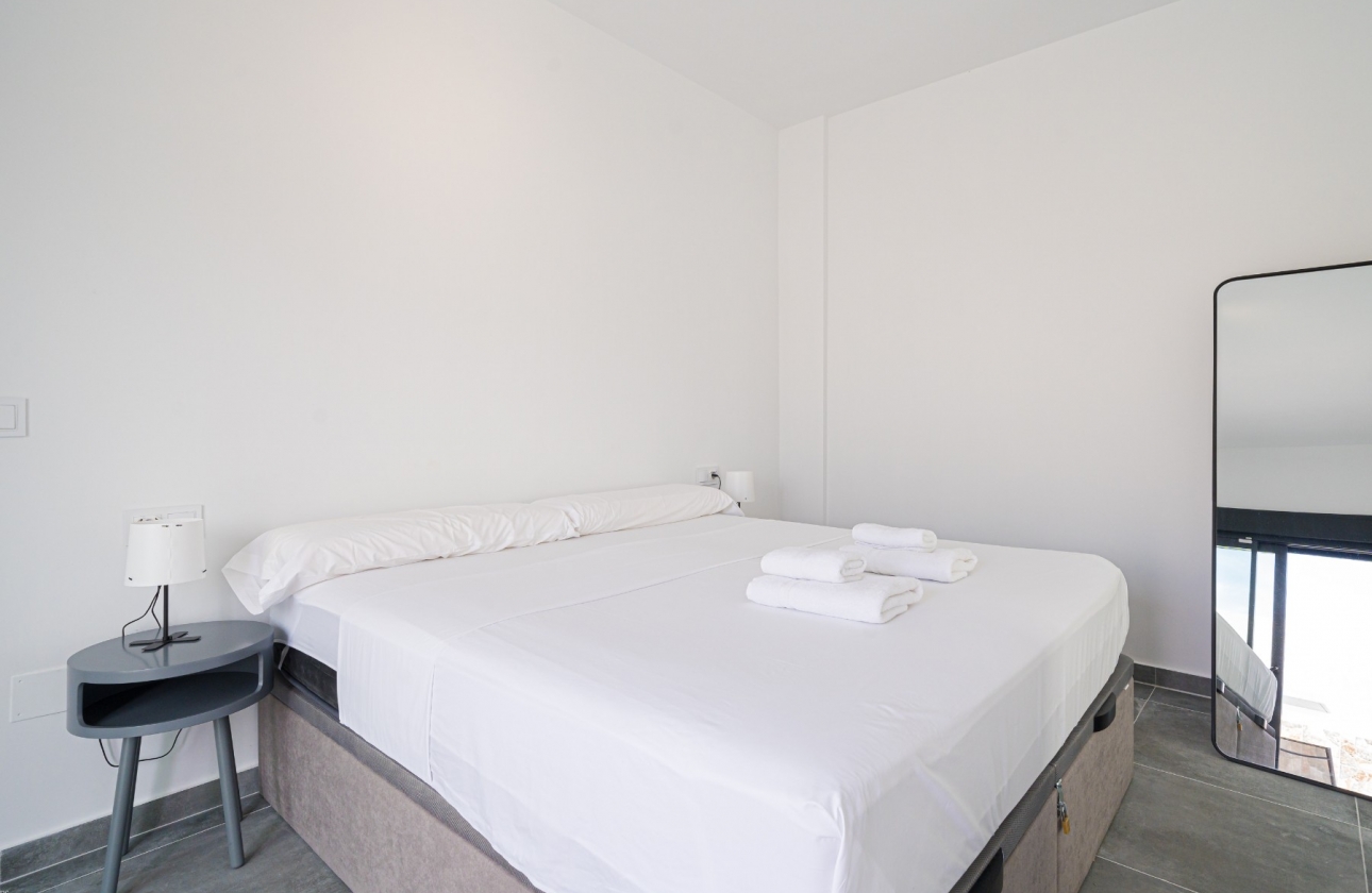 Revente - Maison - Daya Nueva