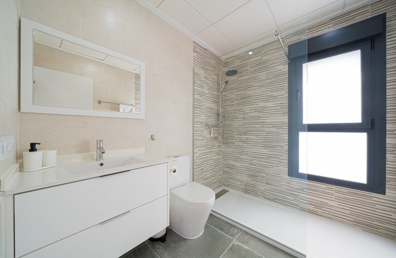 Revente - Maison - Daya Nueva