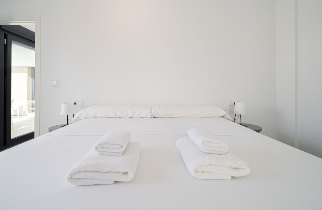 Revente - Maison - Daya Nueva