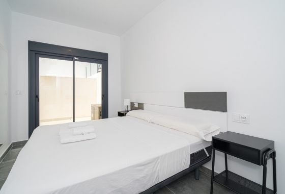 Revente - Maison - Daya Nueva