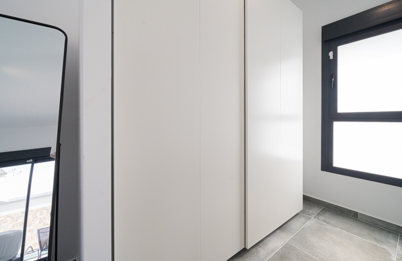 Revente - Maison - Daya Nueva