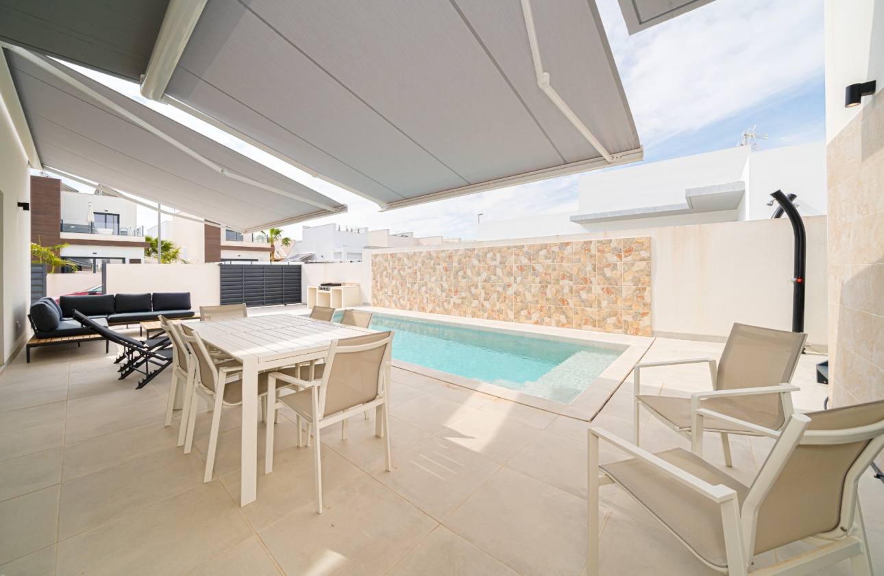 Revente - Maison - Daya Nueva