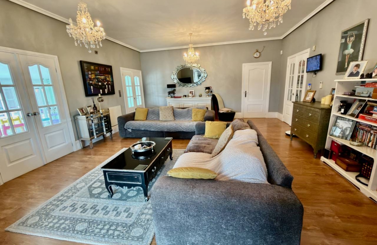 Resale - Villa - Almoradí - Heredades