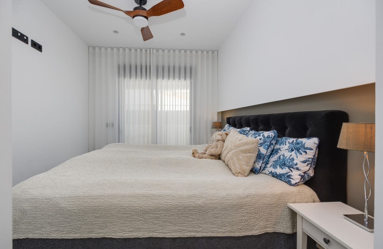 Resale - Apartment / flat - Pilar de la Horadada - Costa Blanca Sur