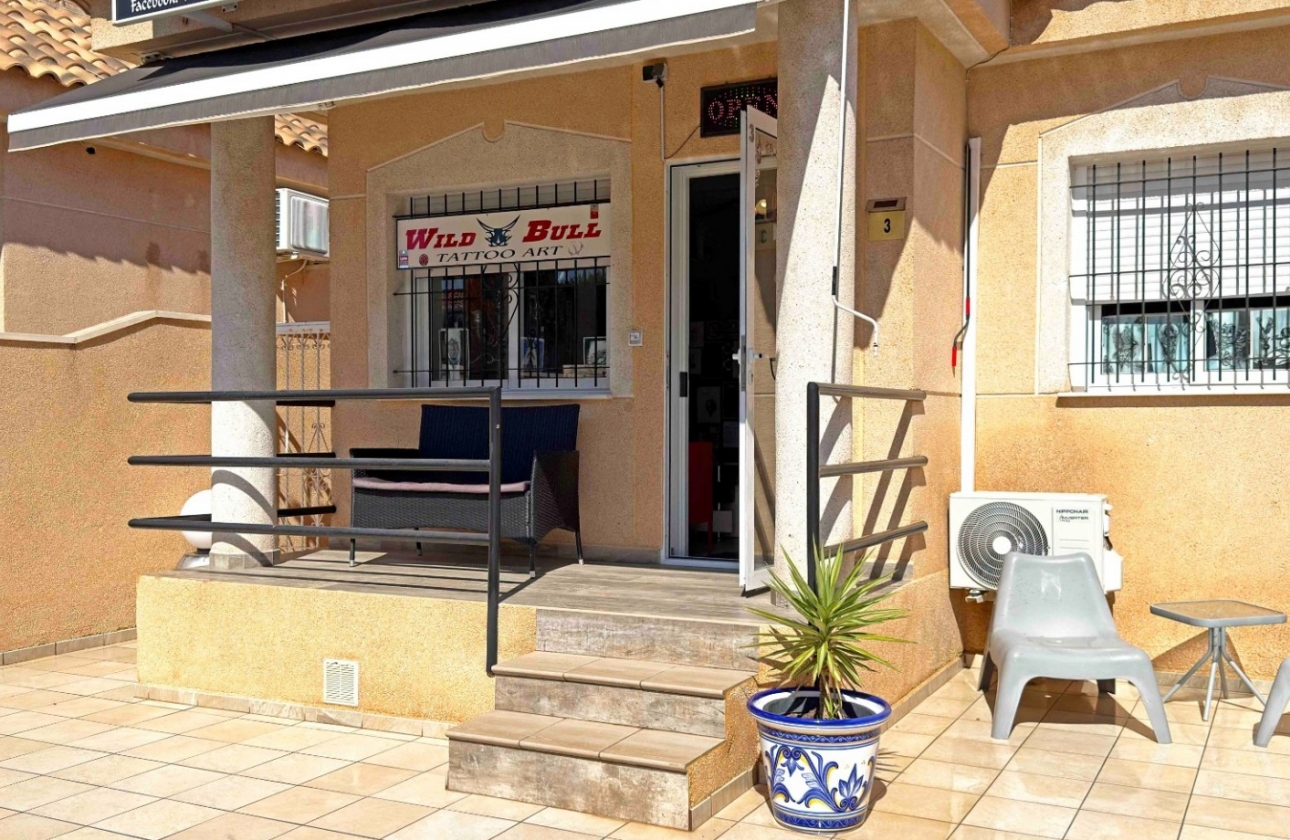 Resale - Apartment / flat - Orihuela Costa - La Zenia