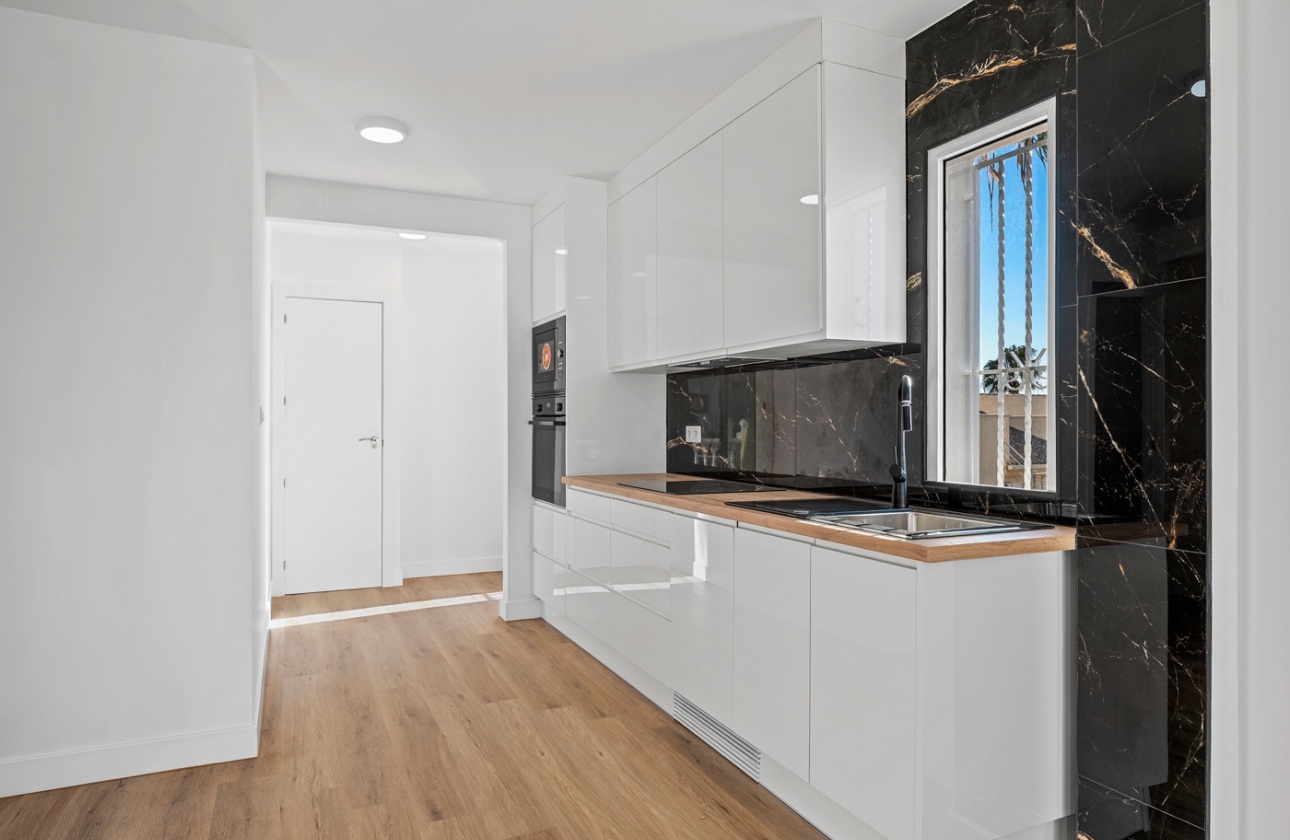 Resale - Villa - Benimar