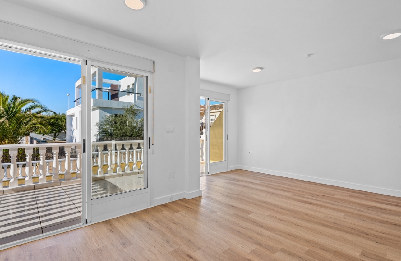 Resale - Villa - Benimar