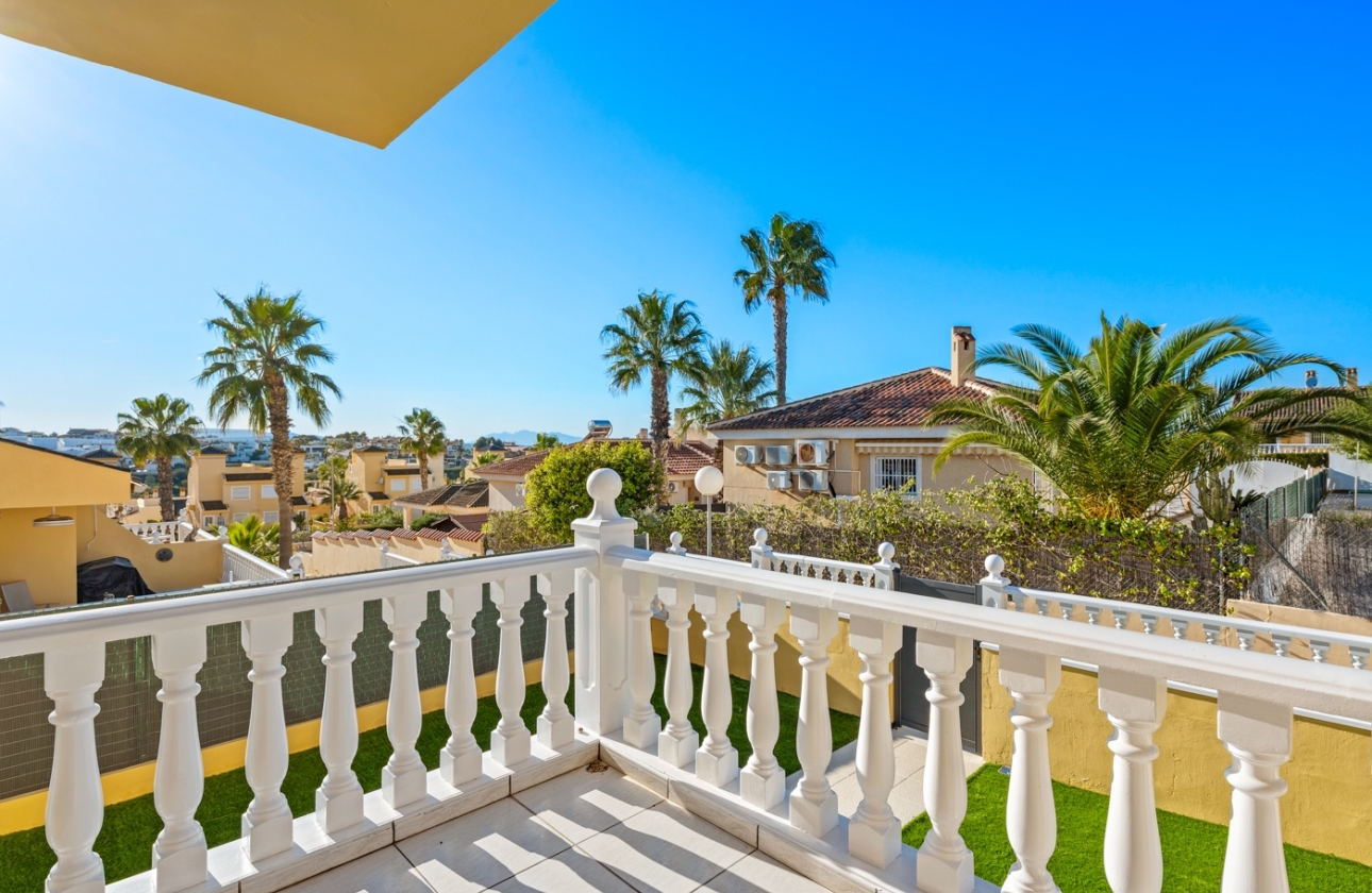 Resale - Villa - Benimar