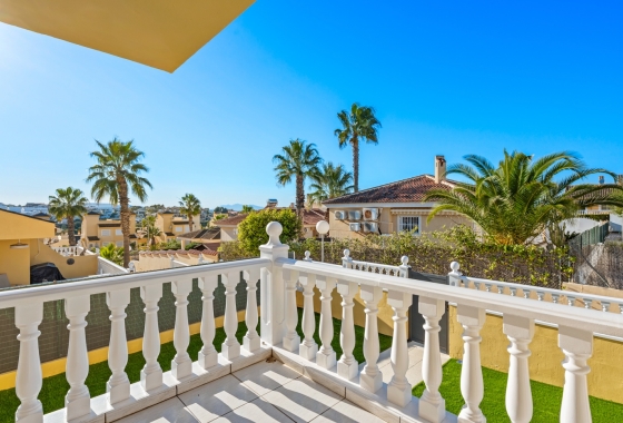 Resale - Villa - Benimar