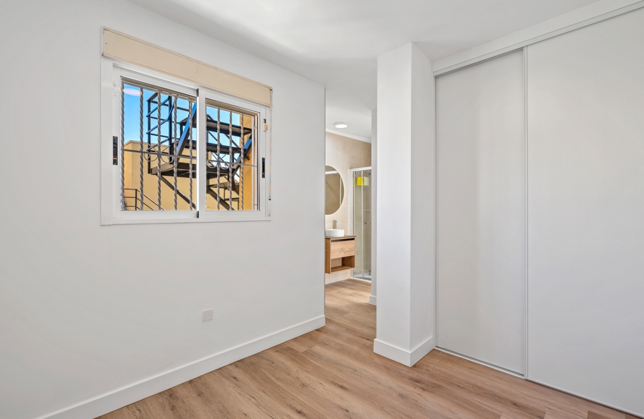 Resale - Villa - Benimar