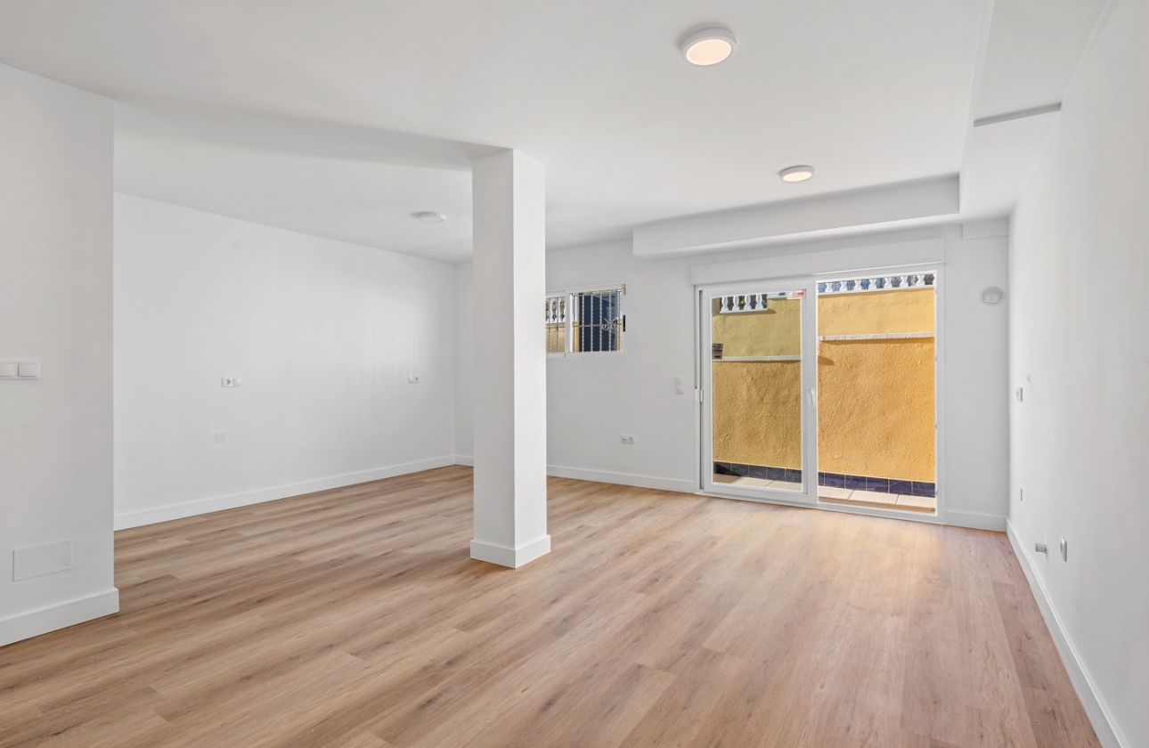 Resale - Villa - Benimar