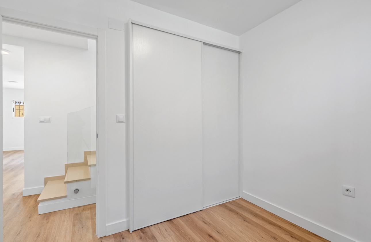 Resale - Villa - Benimar