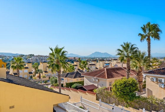 Resale - Villa - Benimar