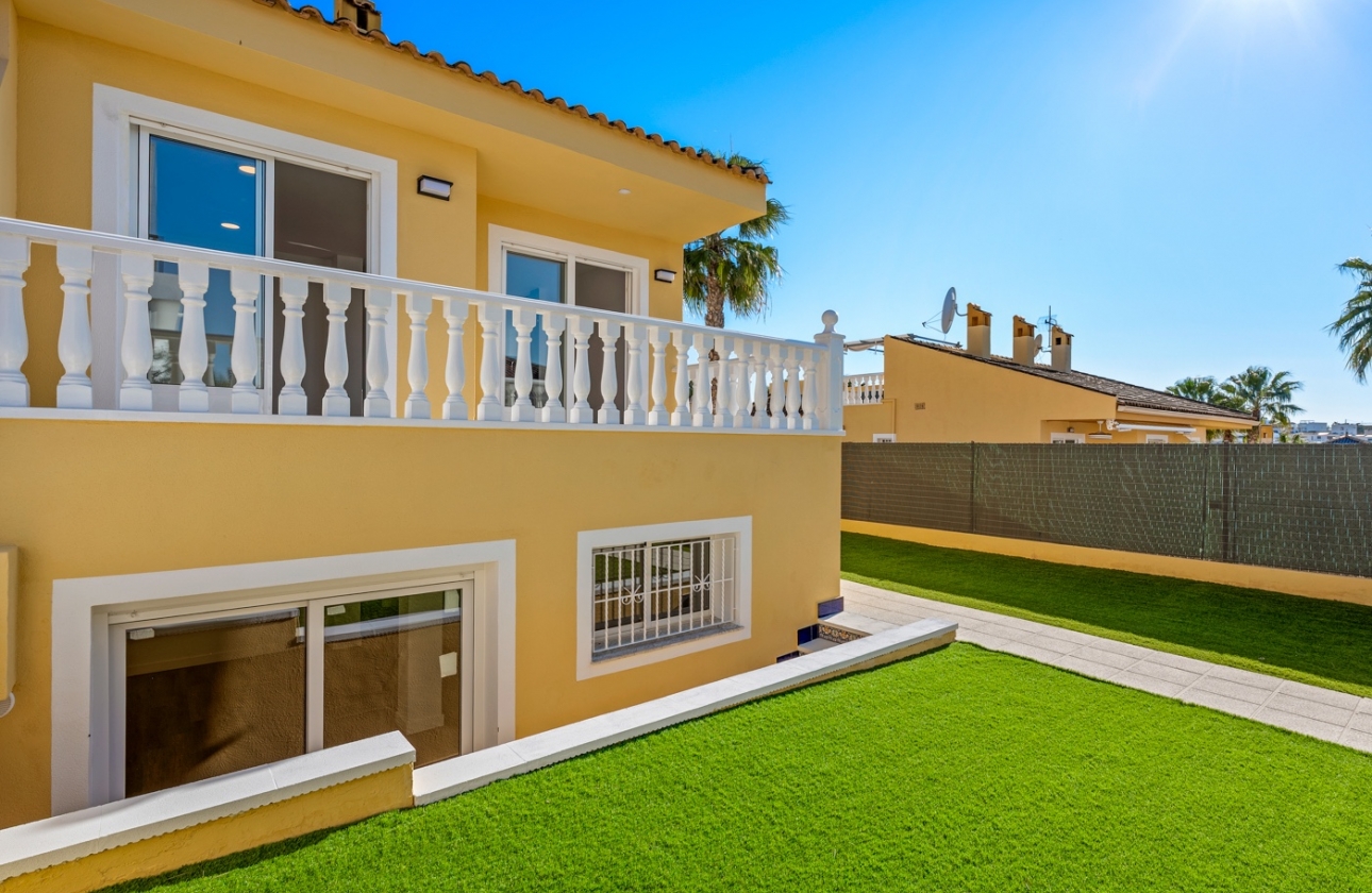 Resale - Villa - Benimar