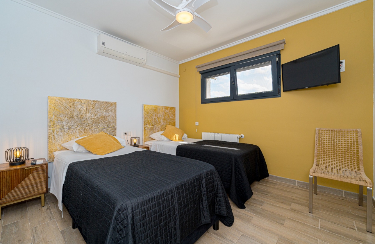 Herverkoop - Villa - San Fulgencio