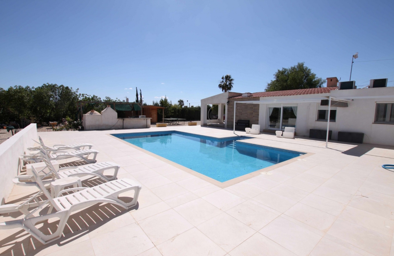 Reventa - Finca / Country Property - Crevillente