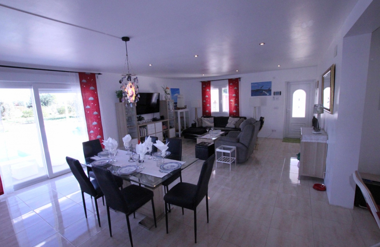 Reventa - Finca / Country Property - Crevillente