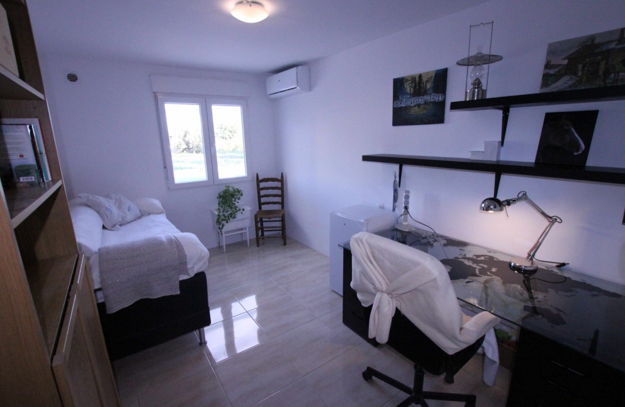 Reventa - Finca / Country Property - Crevillente