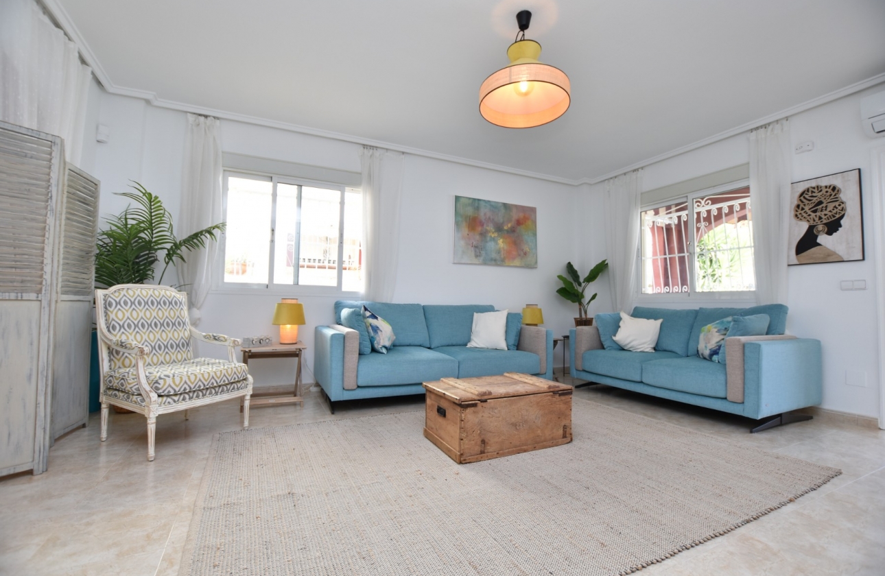 Resale - House - Ciudad Quesada - Doña Pepa