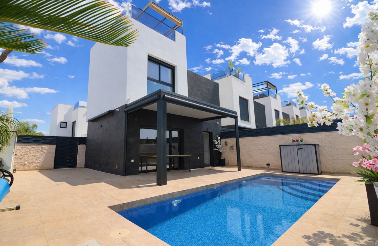 Resale - Villa - Benijofar