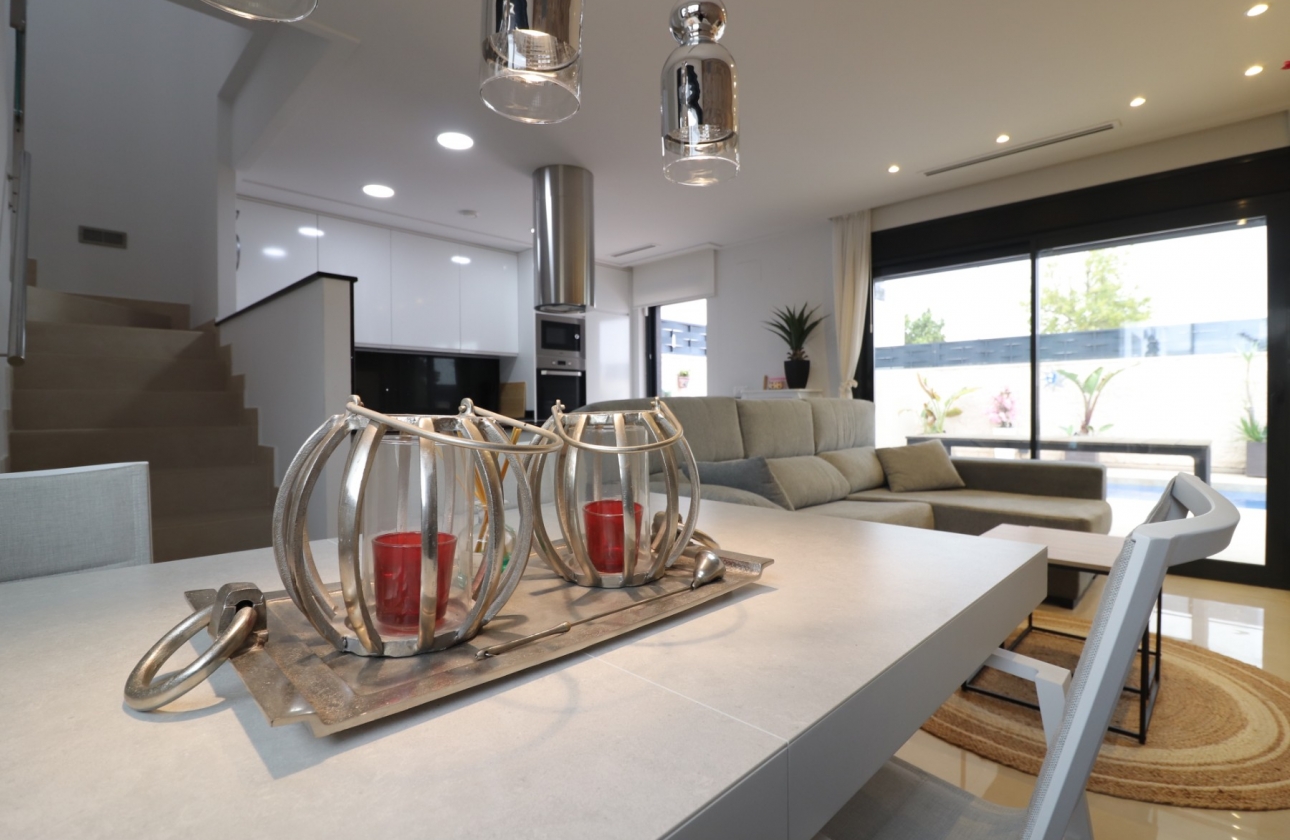 Resale - Villa - Benijofar