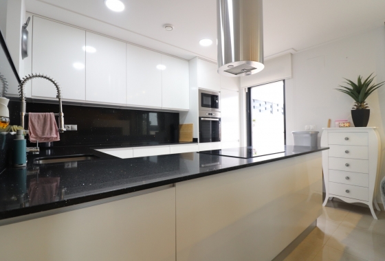 Resale - Villa - Benijofar