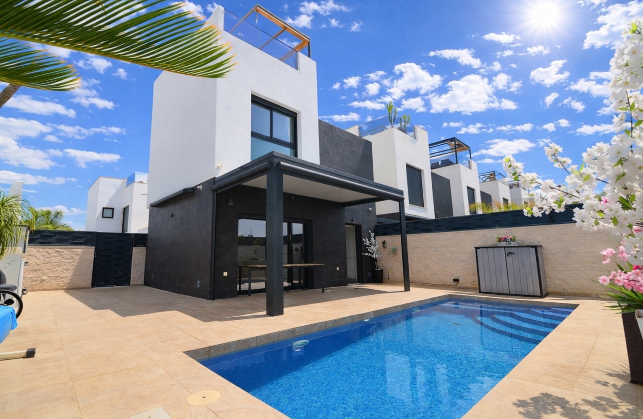 Resale - Villa - Benijofar