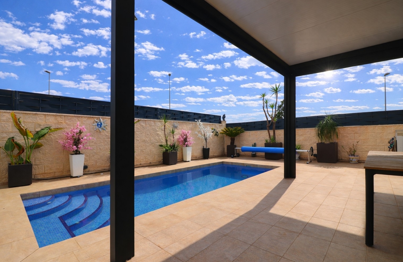 Resale - Villa - Benijofar