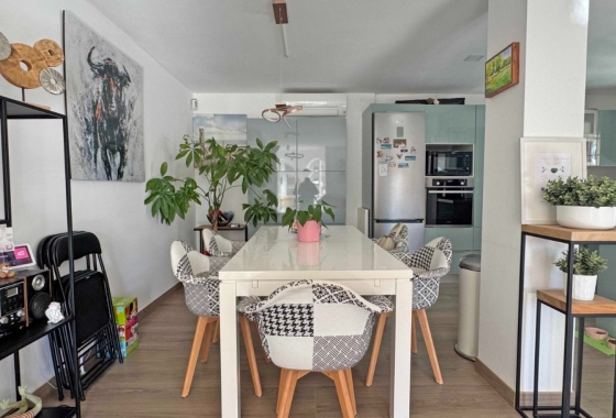 Resale - House - Orihuela Costa - Villamartín