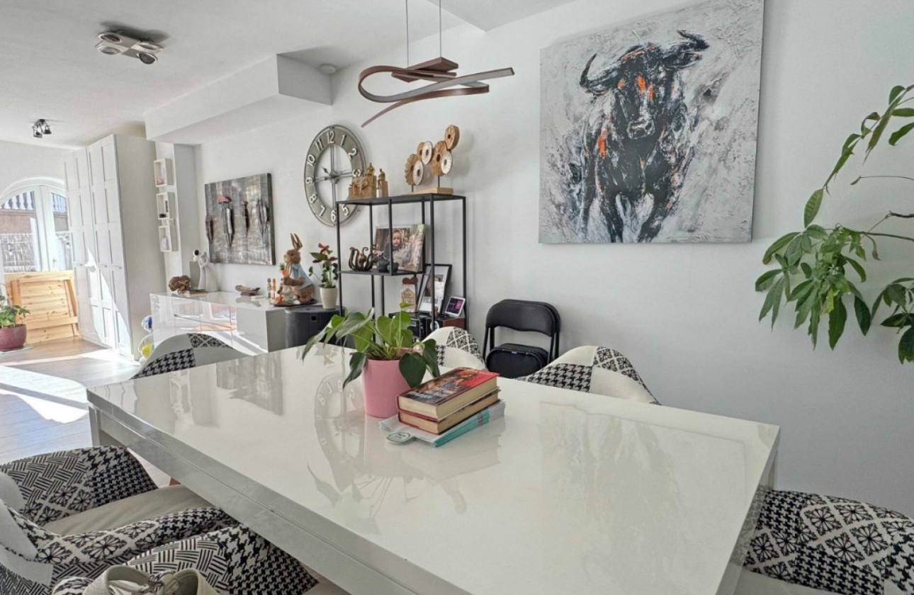 Resale - House - Orihuela Costa - Villamartín