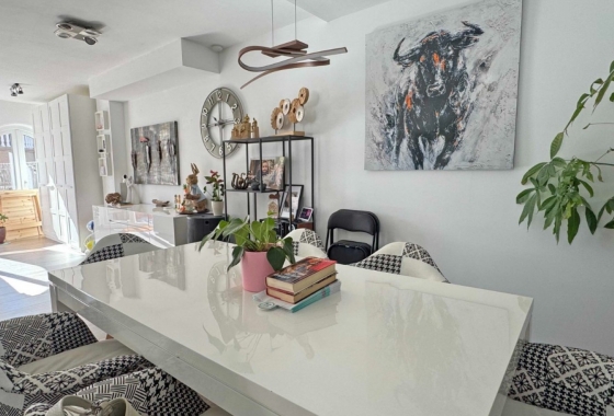 Resale - House - Orihuela Costa - Villamartín