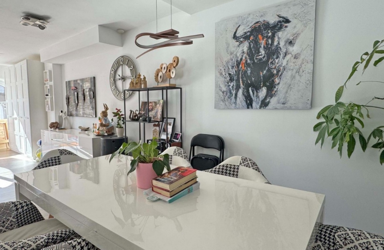 Resale - House - Orihuela Costa - Villamartín