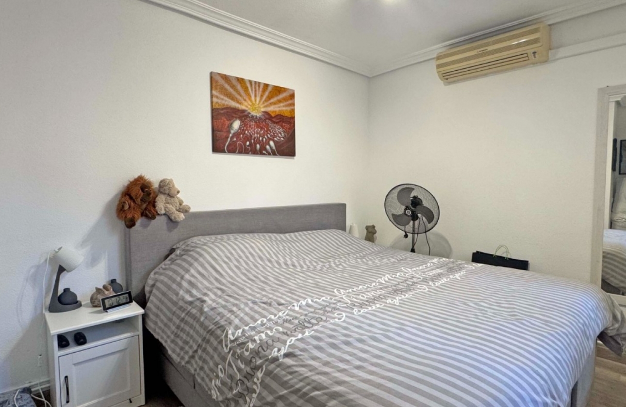 Resale - House - Orihuela Costa - Villamartín