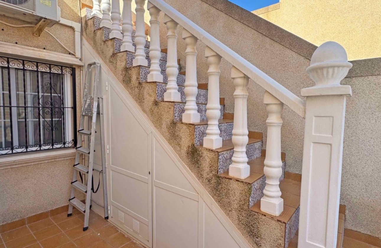 Resale - House - Orihuela Costa - Villamartín