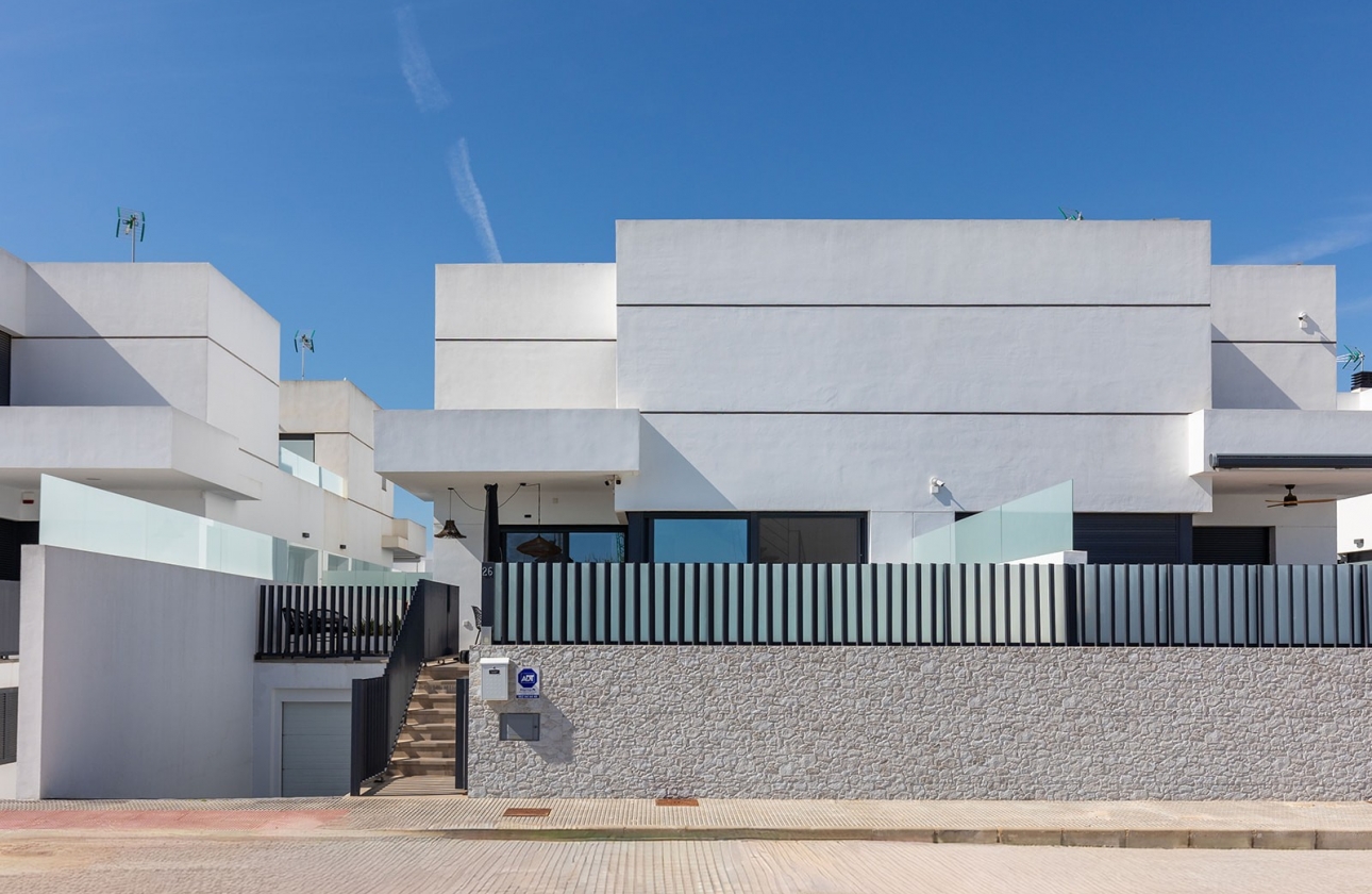 Resale - House - Dolores