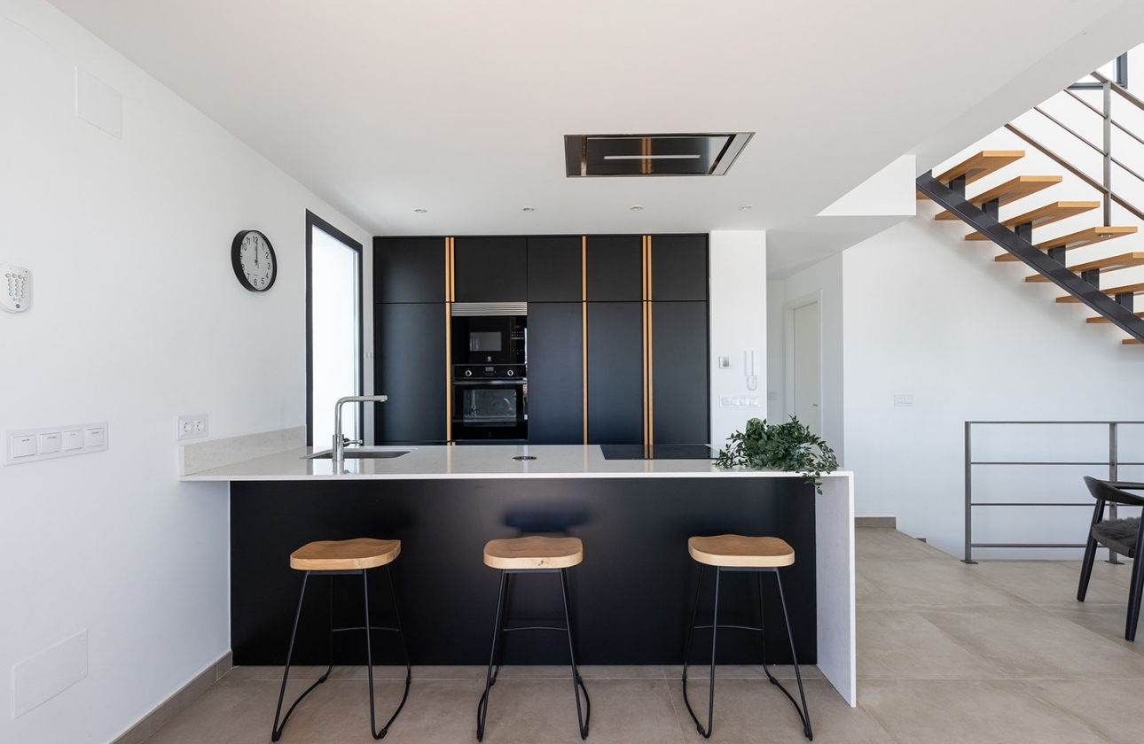 Resale - House - Dolores