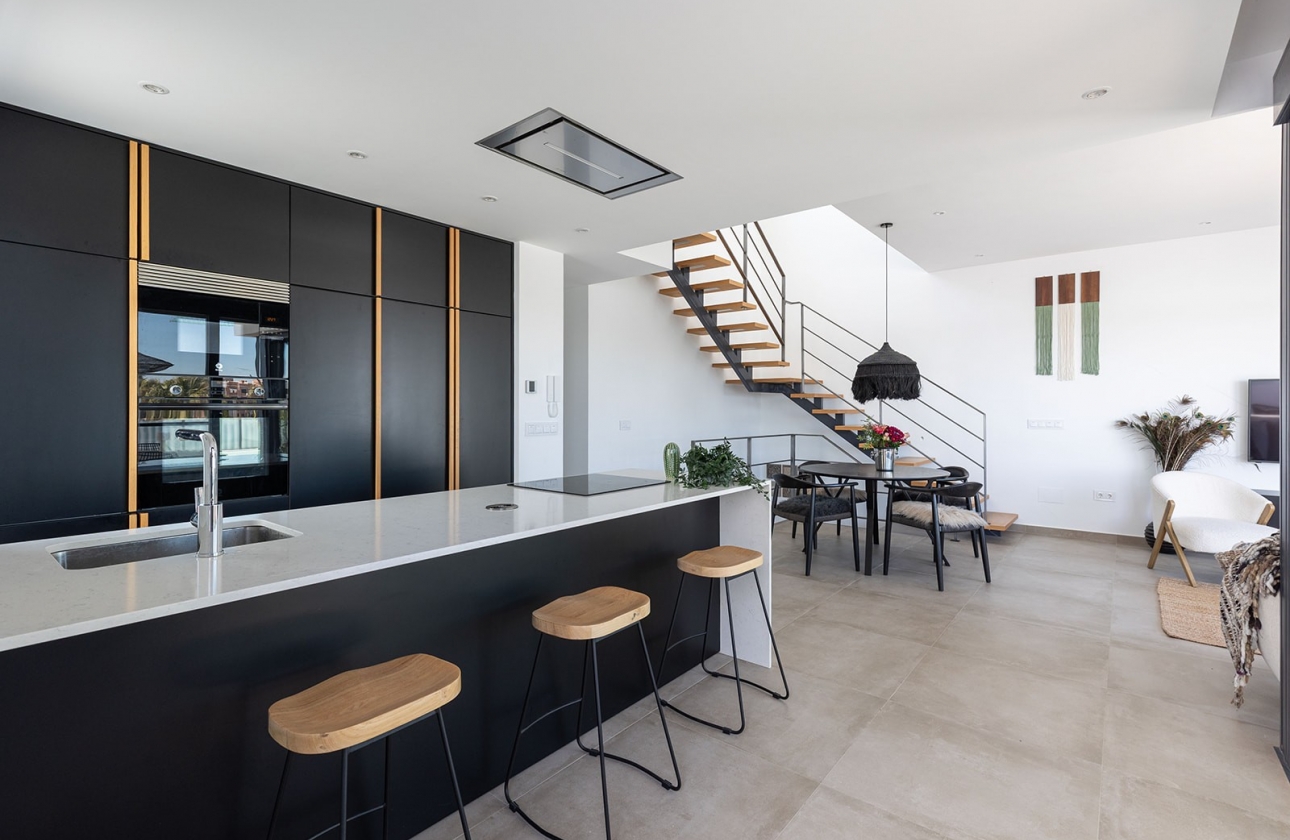 Resale - House - Dolores