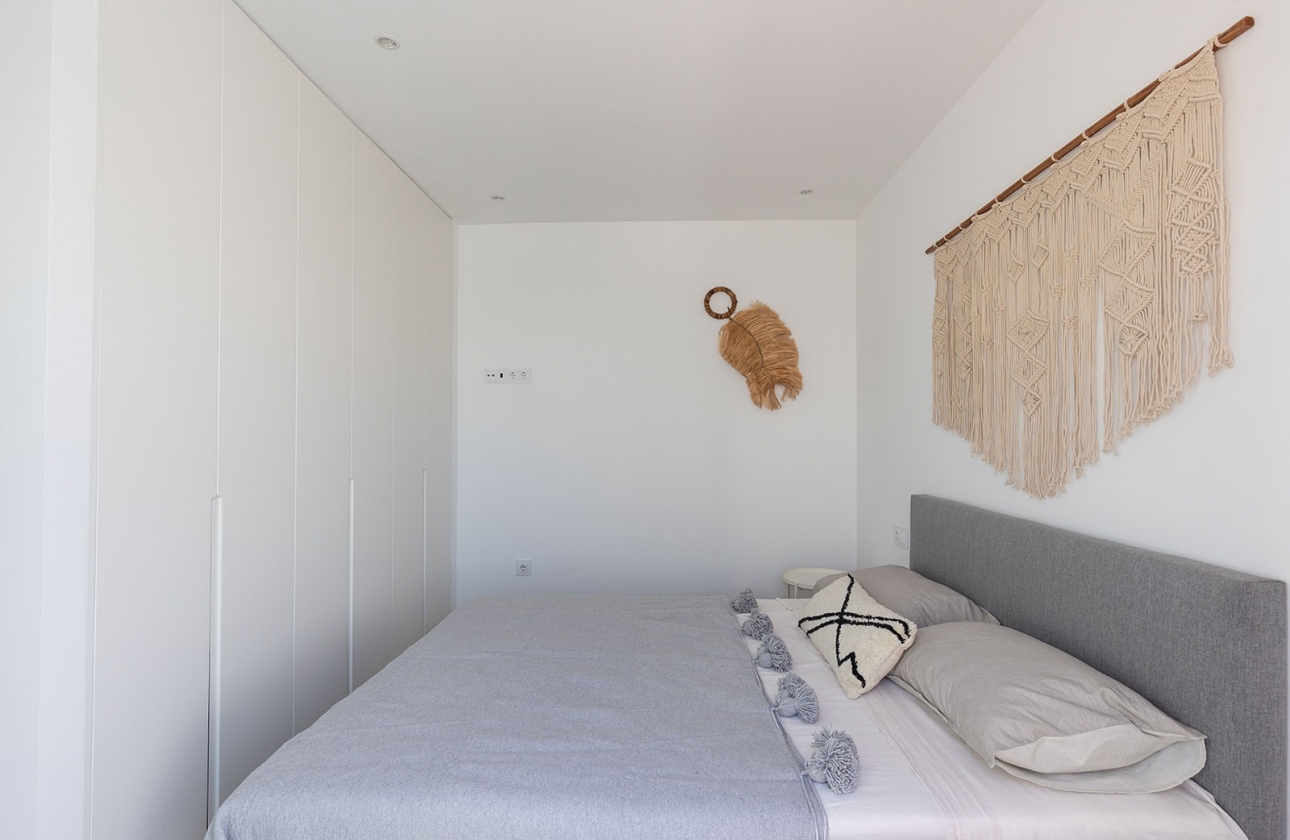 Resale - House - Dolores