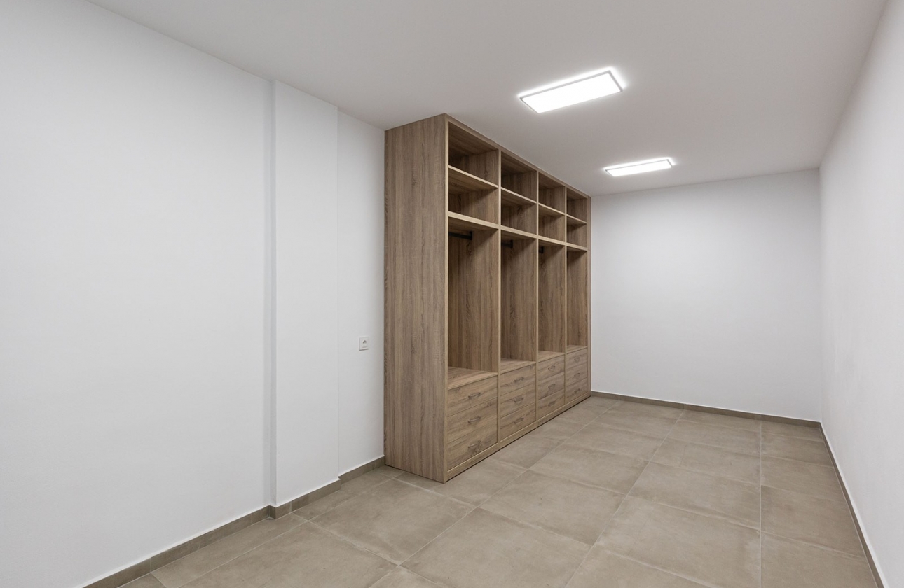 Resale - House - Dolores