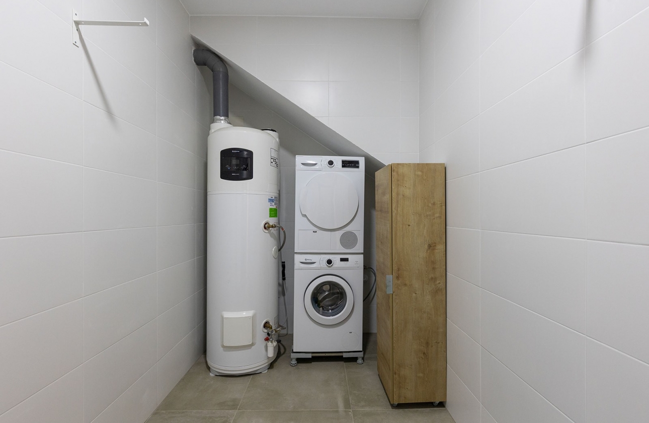 Resale - House - Dolores