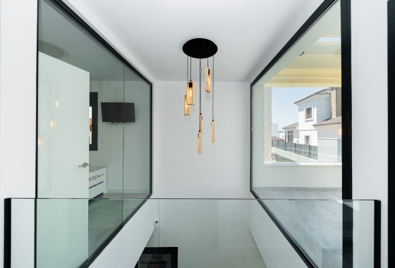 Reventa - Villa - Los Montesinos