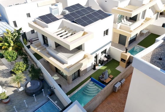 Reventa - Villa - Los Montesinos