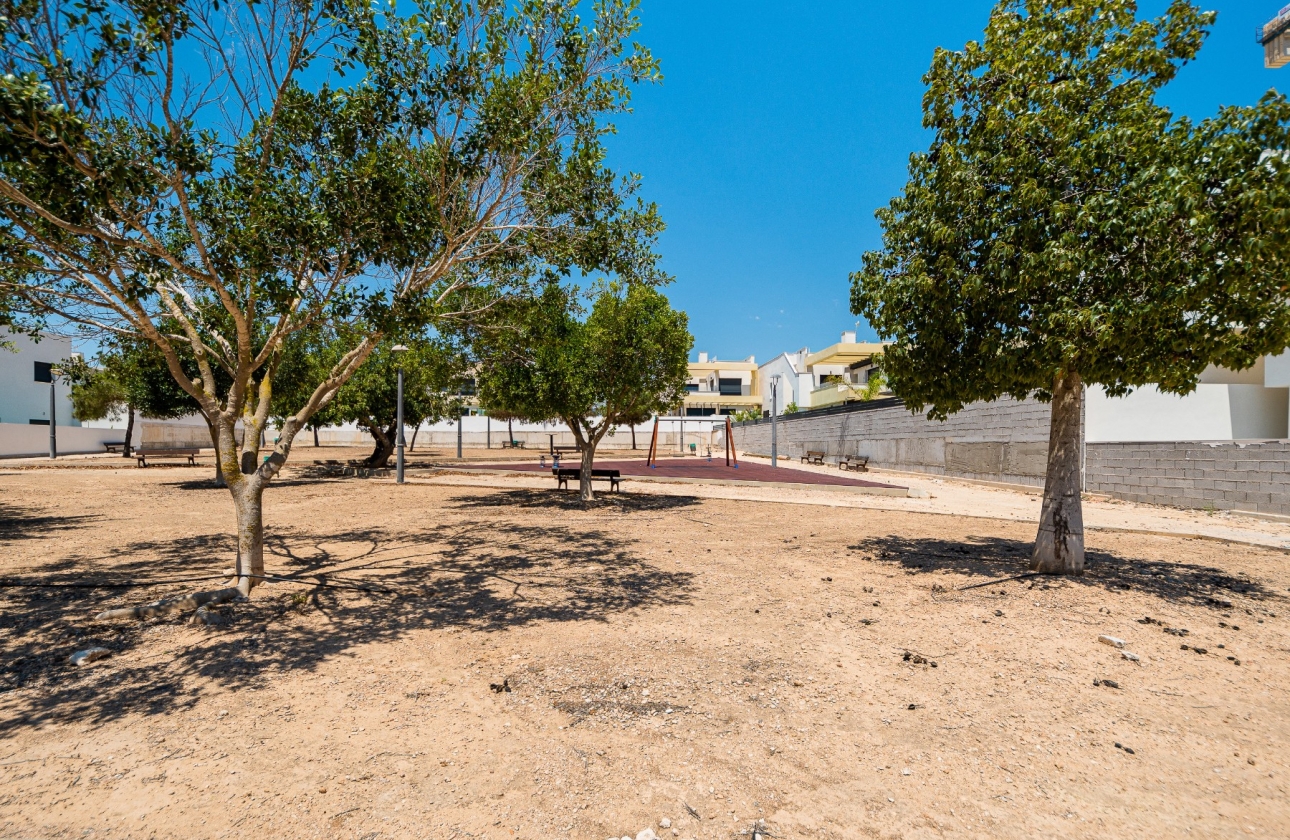 Reventa - Villa - Los Montesinos