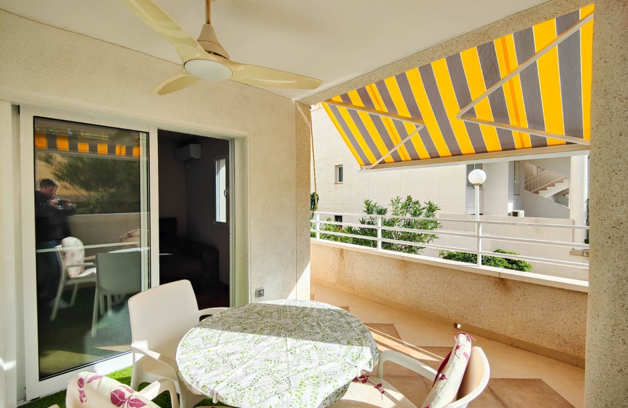 Resale - Apartment / flat - Torrevieja - La Mata