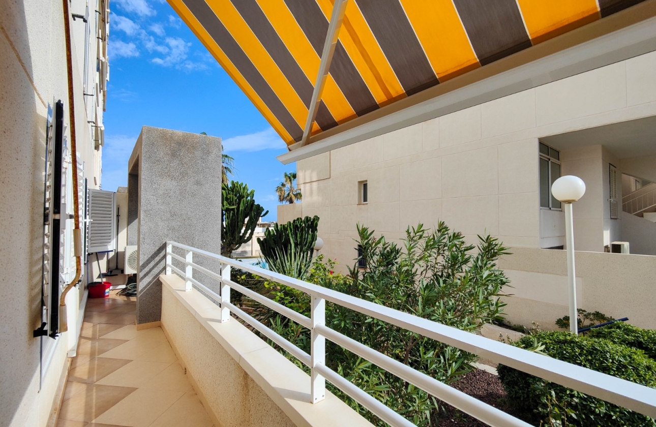 Resale - Apartment / flat - Torrevieja - La Mata