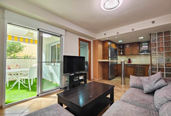 Resale - Apartment / flat - Torrevieja - La Mata