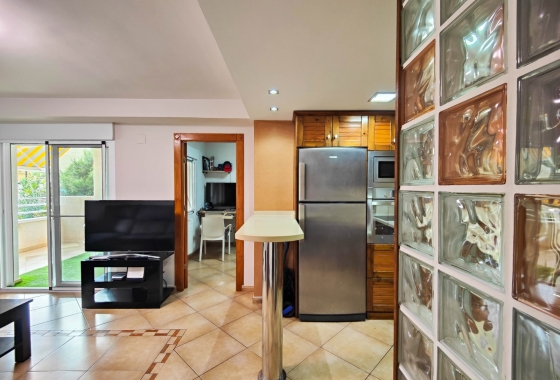 Resale - Apartment / flat - Torrevieja - La Mata