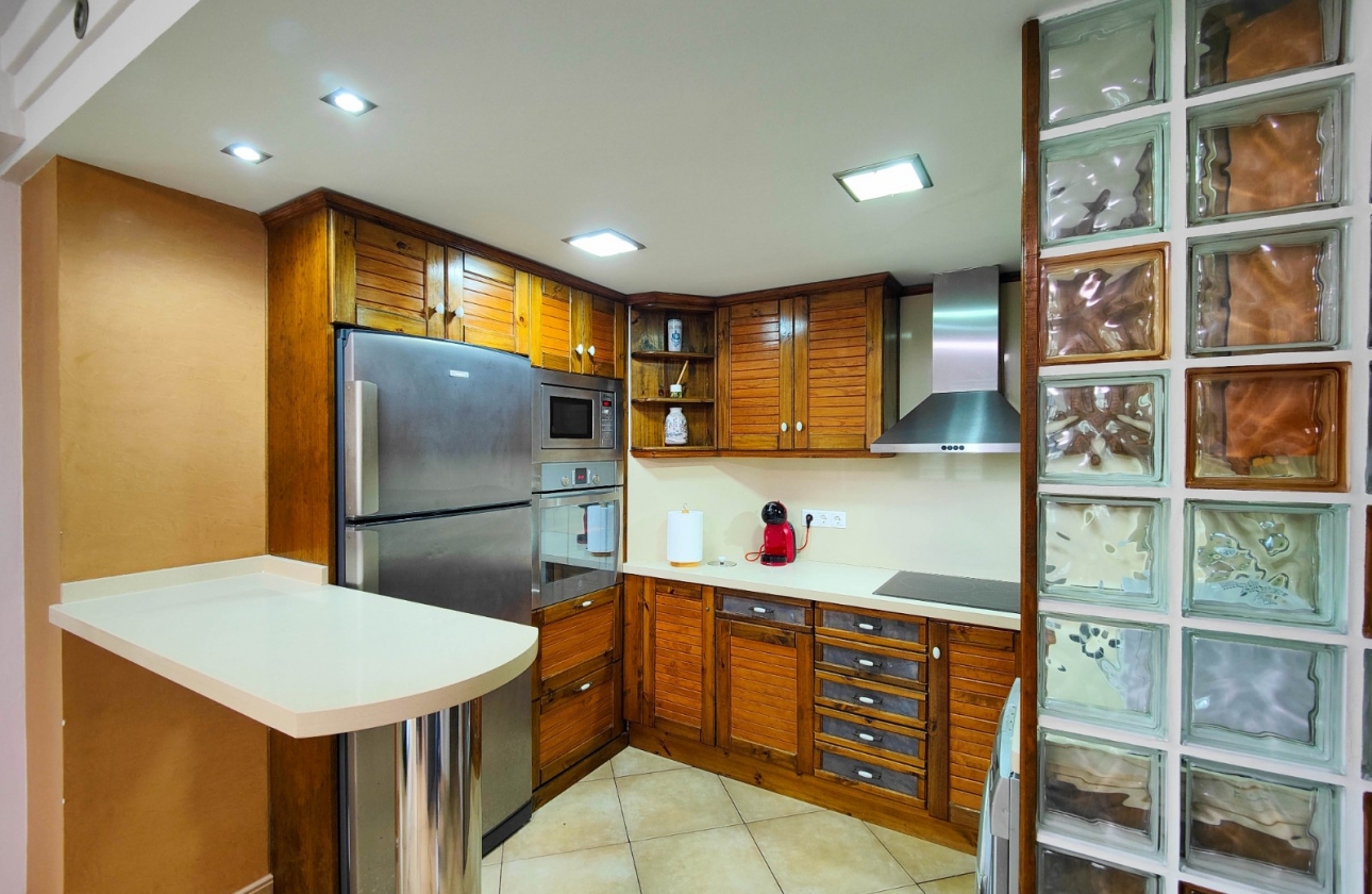 Resale - Apartment / flat - Torrevieja - La Mata